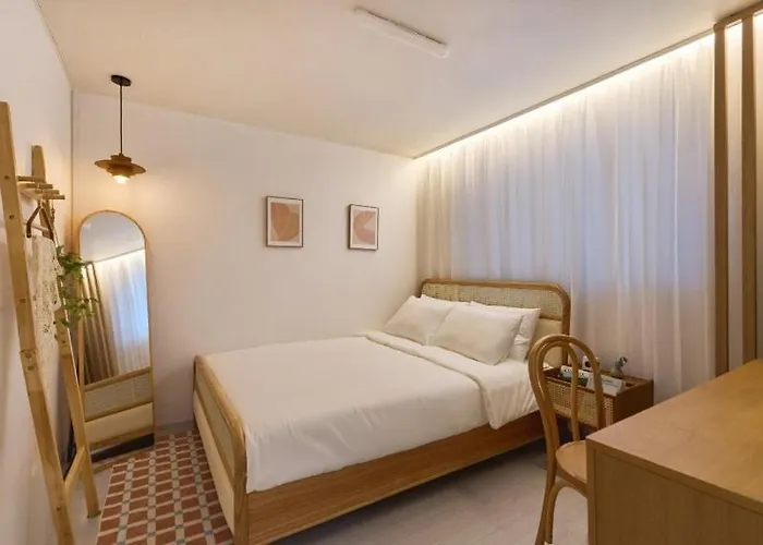 アパート Cozy Near Hongdae & Yeonnam, 10min To Subway