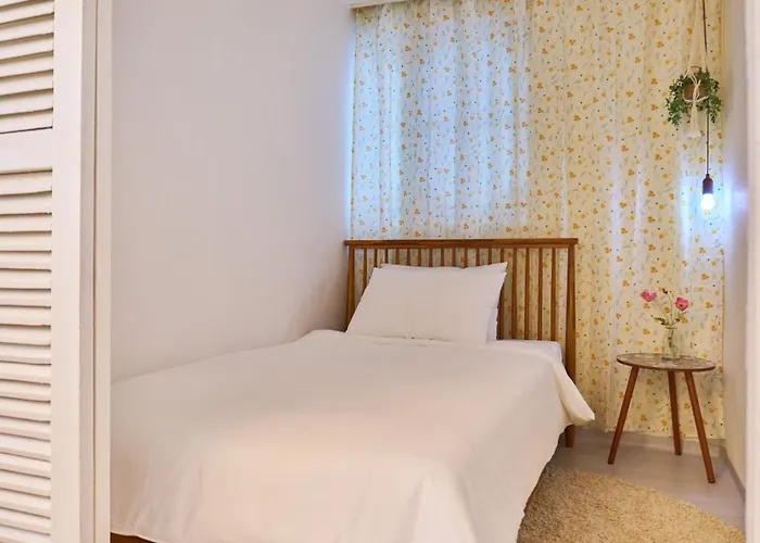 アパート Cozy Near Hongdae & Yeonnam, 10min To Subway *
